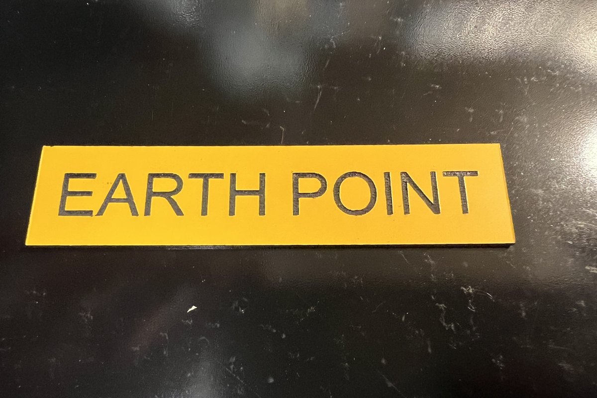 Equipment & safety labels