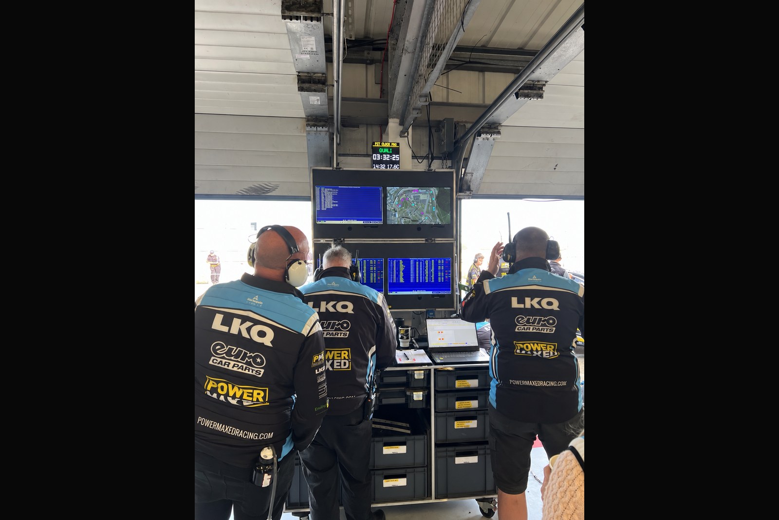 PitClock Pro displaying qualifying timing in the LKQ team garage